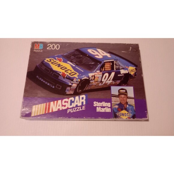 Vintage Sterling Martin 200 pcs Nascar Car Puzzle NOS - Picture 1 of 6